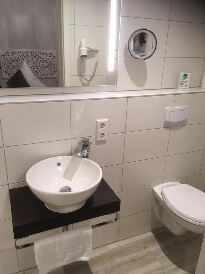 Hotel Haus Loewe Фрехен Экстерьер фото