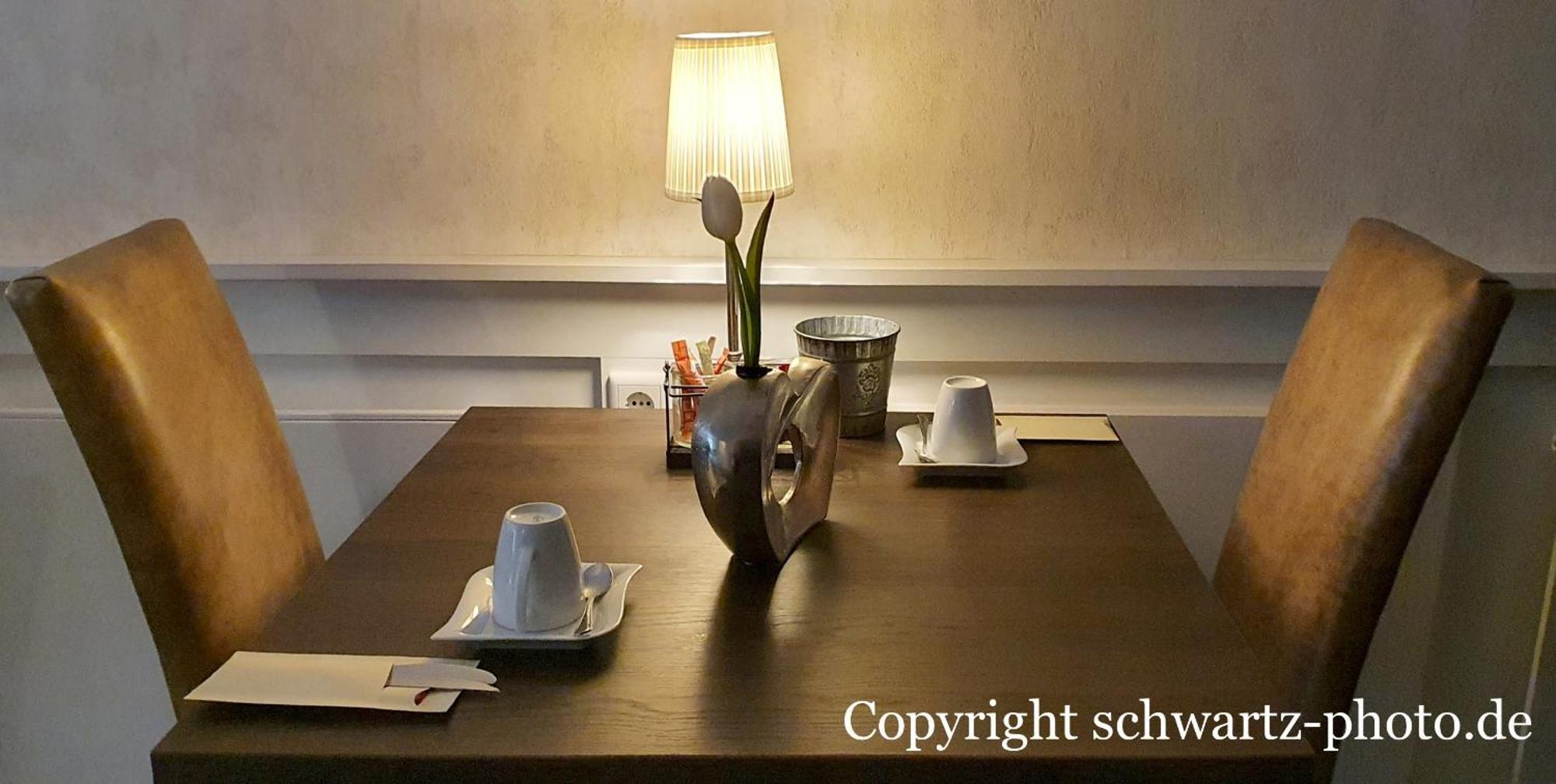 Hotel Haus Loewe Фрехен Экстерьер фото